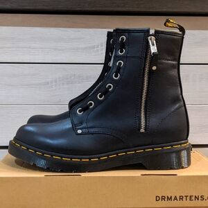 Women's Dr. Martens Wanama